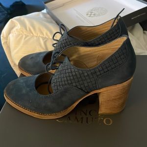 Used blue suede size 6 1/2 a little wear on bottoms see pic